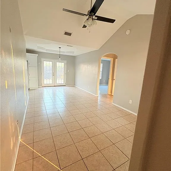 5204 Azalea Ave — Photo 2
