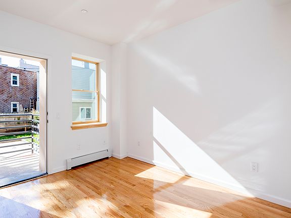 5th image of 1810 Astoria Park S #1
