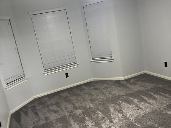 5th image of 4405 Bandice Ln