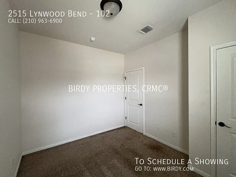 2515 Lynwood Bnd #102 — Photo 22