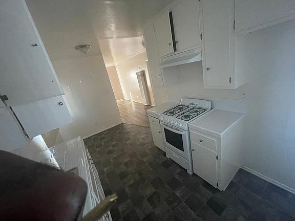 2nd image of 9941 Ramona St #1