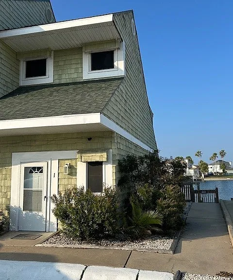 15401 Fortuna Bay Dr #1 — Photo 1
