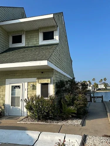 15401 Fortuna Bay Dr #1 Photo 1 15401 Fortuna Bay Dr #1 Photo 1