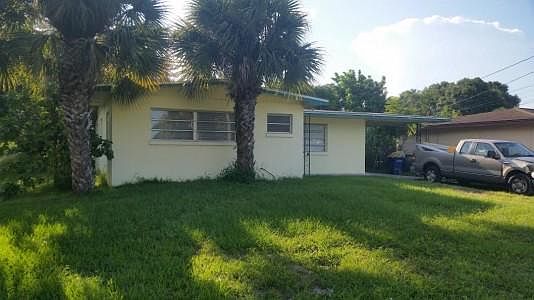 2nd image of 2611 Oleander Avenue