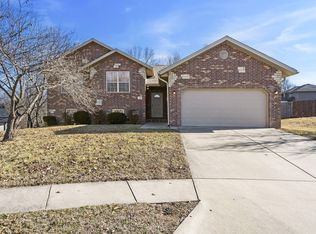 1100 W Chase Ct, Ozark, MO 65721