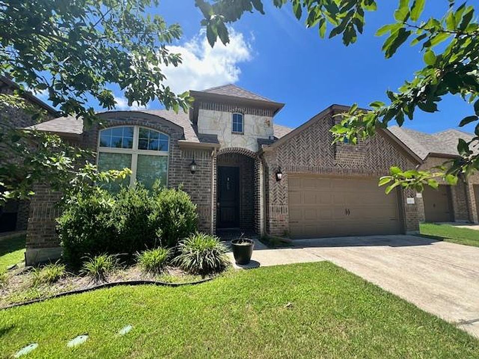 1st image of 520 Mistflower Springs Dr