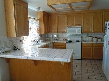 3rd image of 326 Stonewood Dr