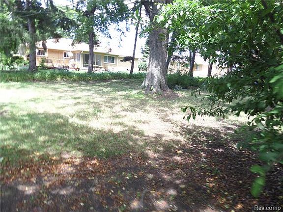 3rd image of 18218 Midway Ave