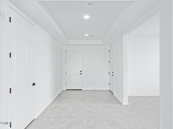 4th image of 18613 W SELDON Lane