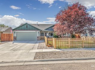 1085 W 11th St, Weiser, ID 83672