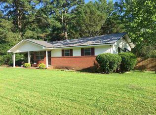 926 Linden Dr, Kosciusko, MS 39090