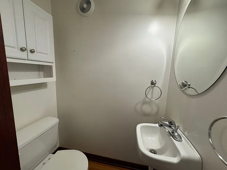 284 W Elizabeth St — Photo 10