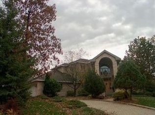 462 Wexford Rd, Valparaiso, IN 46385