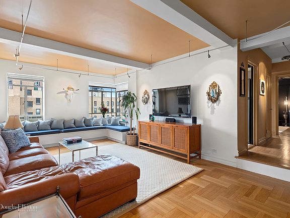 2nd image of 565 W End Ave APT 16B
