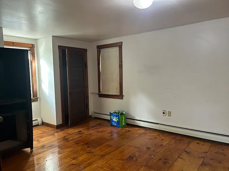 71 Bittersweet Rd — Photo 3