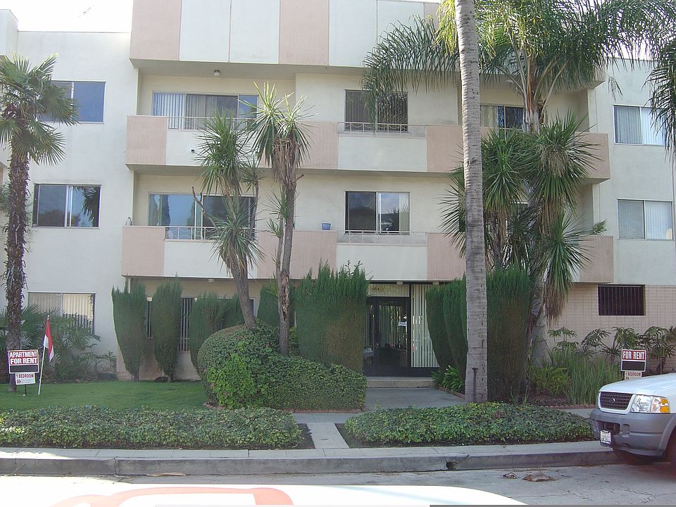 2nd image of 1047 S Shenandoah St APT 305