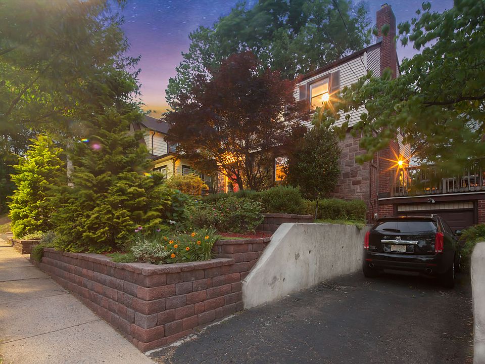 1st image of 81 Degraw Ave