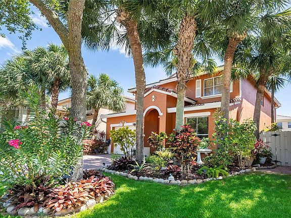3rd image of 4332 Lake Tahoe Cir