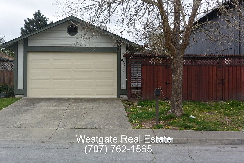 1st image of 215 Wilford Ln