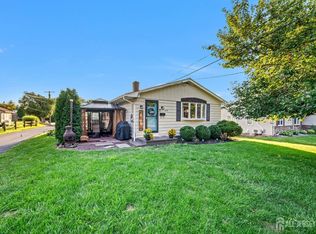 97 Bliss Blvd, Phillipsburg, NJ 08865