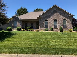 8220 Whitetail Trl, Evansville, IN 47711
