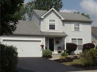 14 Hitching Post Ln, Amherst, NY 14228