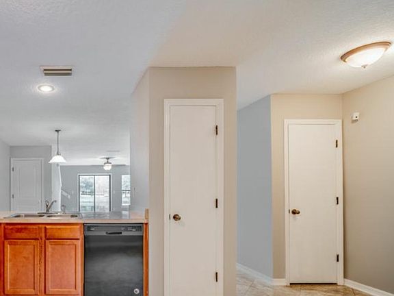 4th image of 7749 Highchair Ln