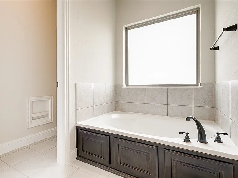 601 Beechwood Dr — Photo 14