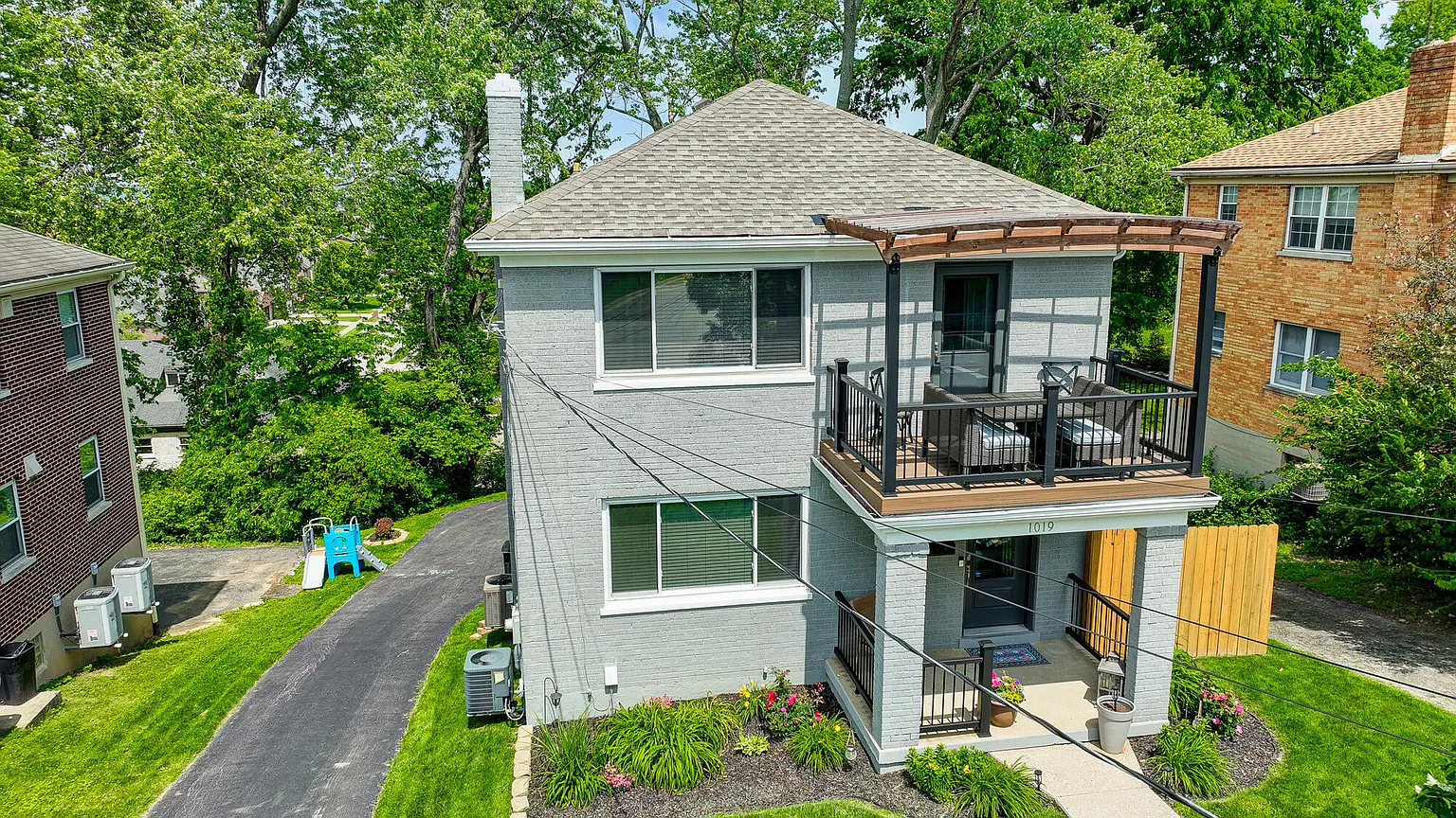 1019 Highland Ave photo 1