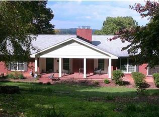 3745 Queens Rd, Chattanooga, TN 37416