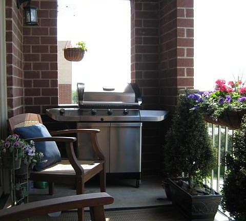3rd image of 8727 W Bryn Mawr Ave APT 603
