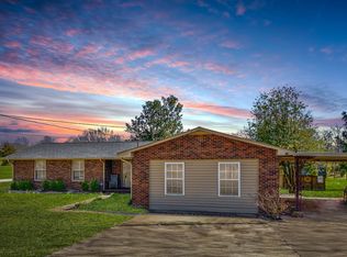 622 Whitfield Ln, White Bluff, TN 37187