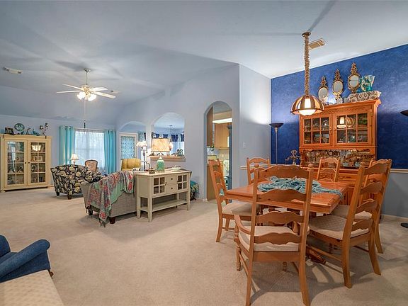This open floor plan is fantastic!