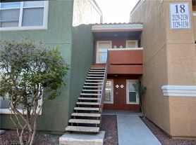 8101 W Flamingo Rd, Las Vegas, NV