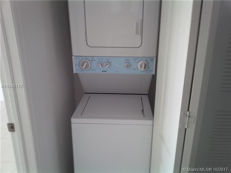 1st image of 406 NW 22nd Ave APT 708