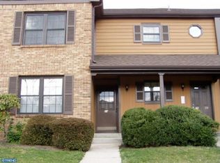 34 Adele Ct, Lawrence Township, NJ 08648