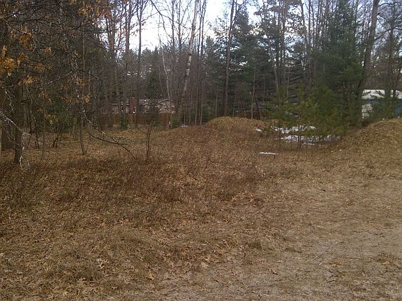 3rd image of 1160 Robinhood Ln