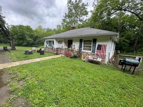 6140 Marshall Station Rd, Maysville, KY 41056