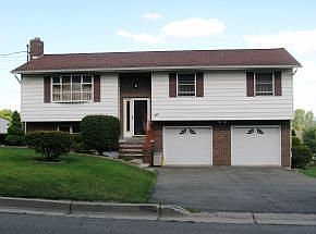 1st image of 704 Prescott Ave