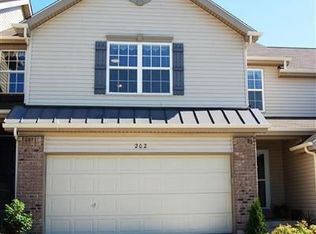 202 Shady Rock Ln, O'Fallon, MO 63368