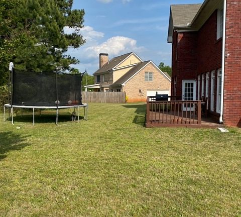 3rd image of 2002 Evergreen Dr SE