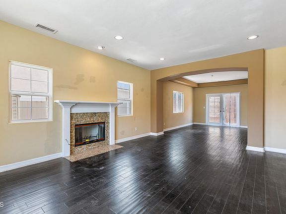4th image of 1165 W 225th St