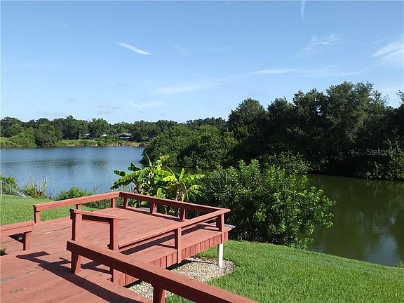4th image of 820 Mann Rd
