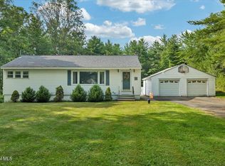 255 N Schodack Rd, East Greenbush, NY 12061