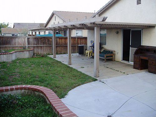 3rd image of 30282 Napa St