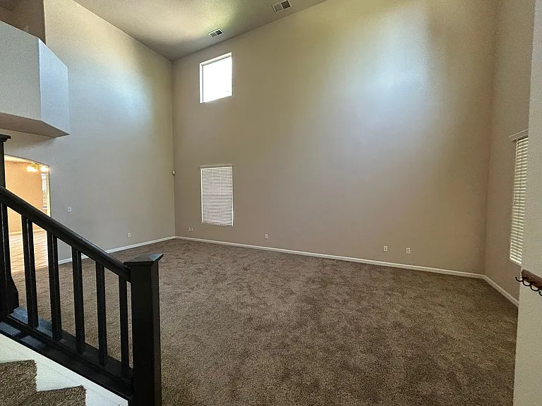 3716 E Vassar Ct — Photo 2
