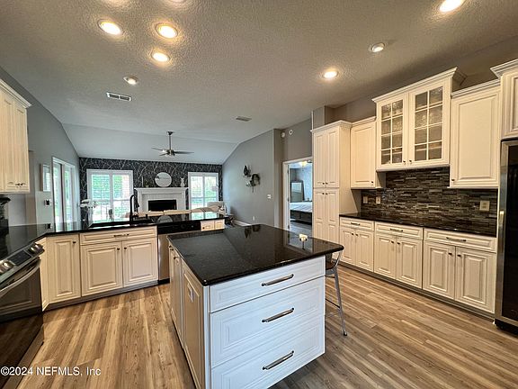 5th image of 3093 PRESCOTT FALLS Drive