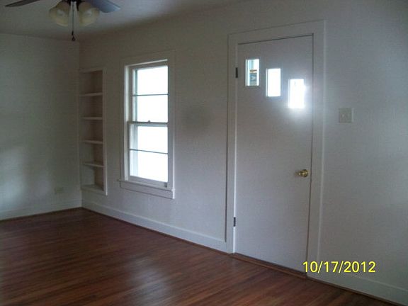 5th image of 1125 N San Marcos St