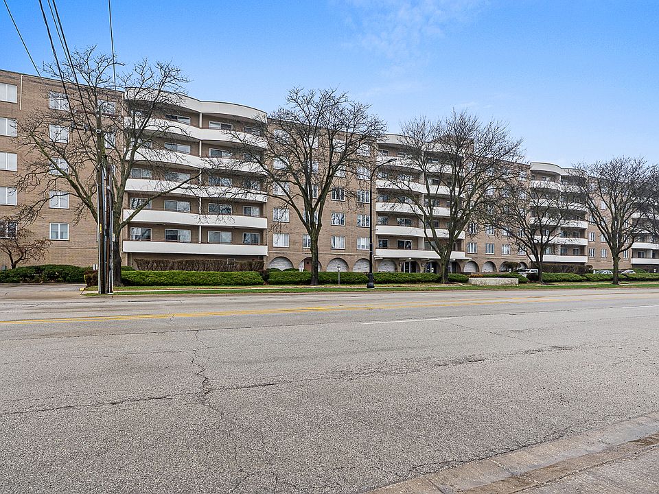 1st image of 6400 N Cicero Ave APT 611