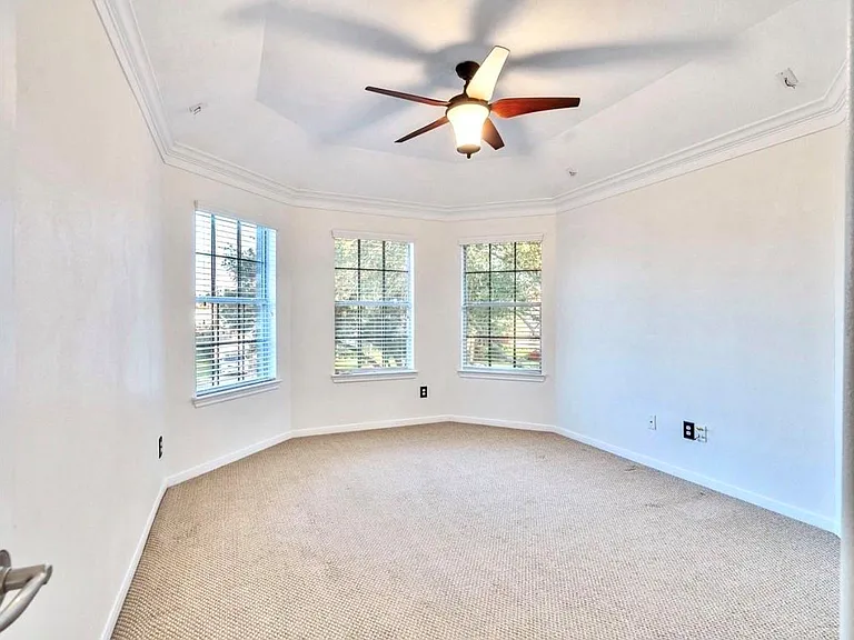 1904 Keswick Ct — Photo 21